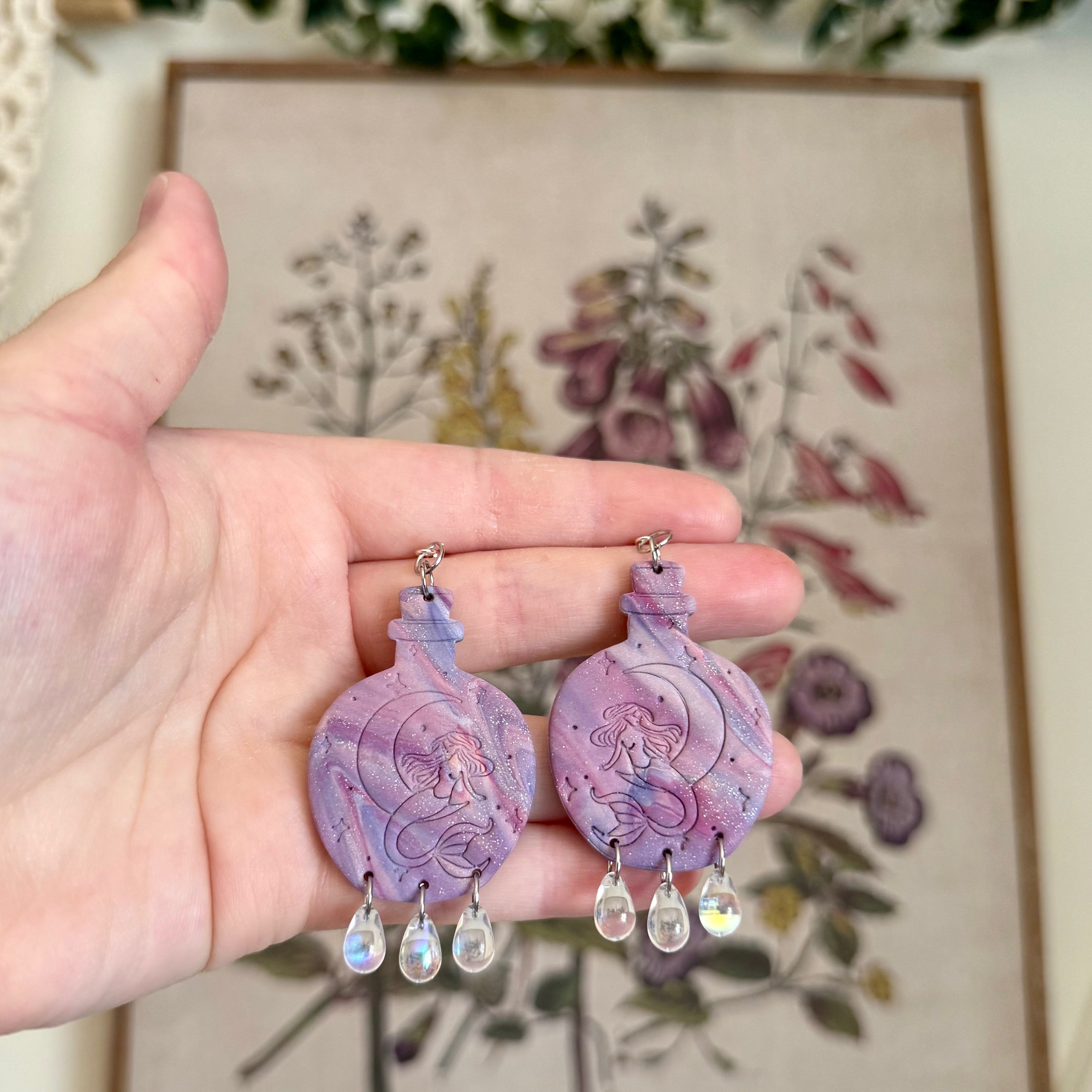 Aquata in Amethyst Aura